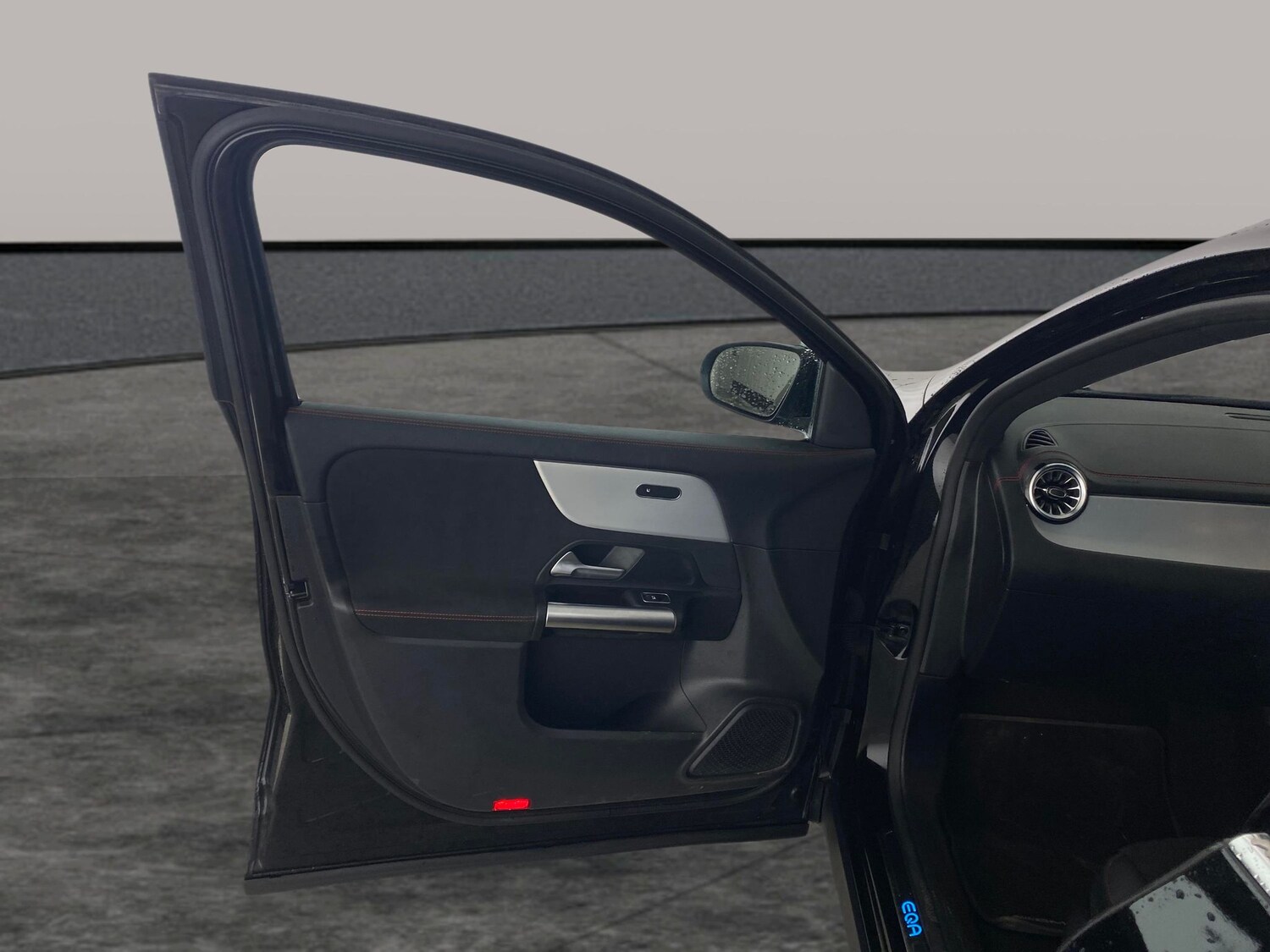 Used Mercedes-Benz EQA 2023 for sale - 77493126: Photo 23