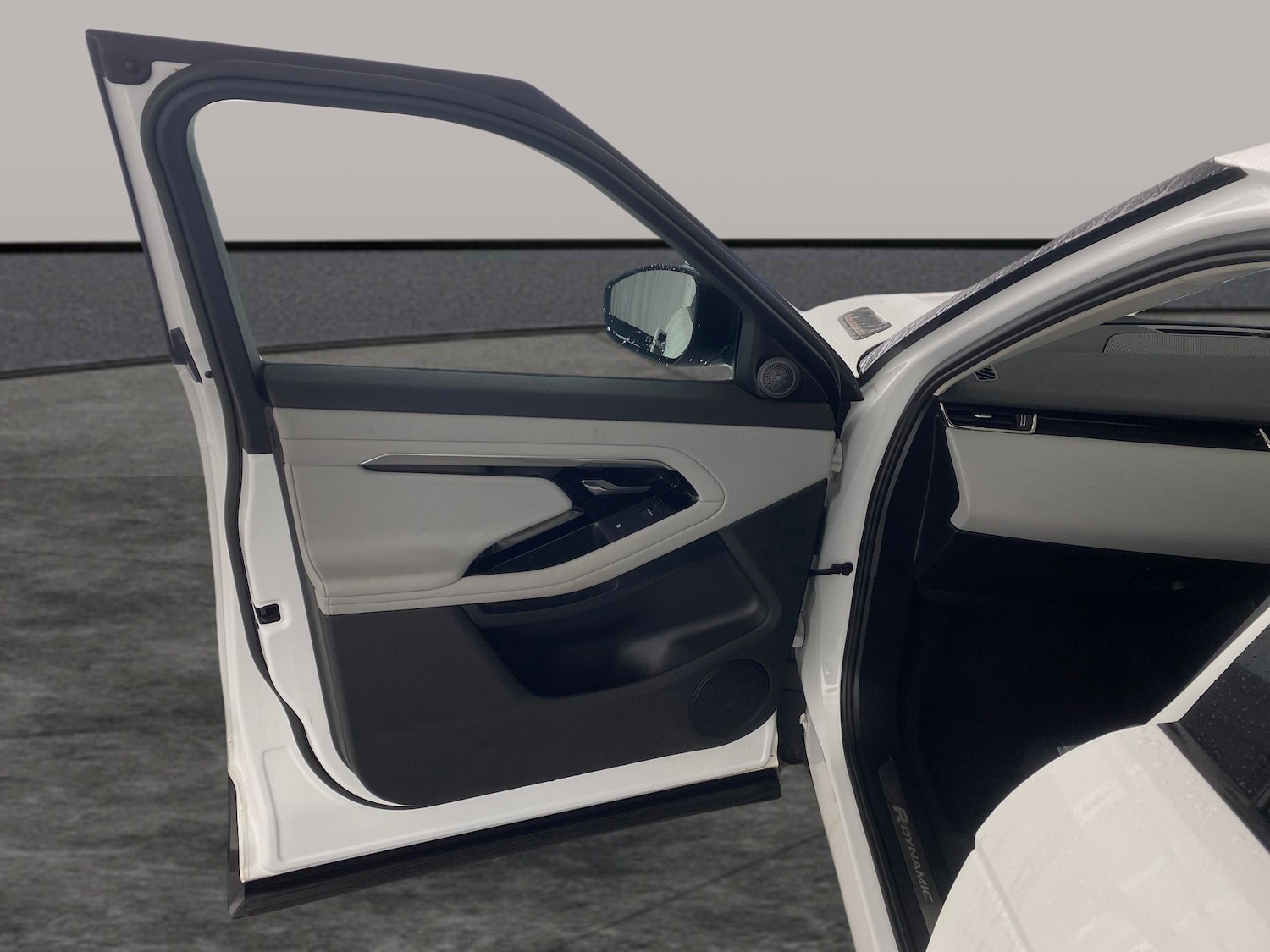 Used Land Rover Range Rover Evoque 2022 for sale - 77138116: Photo 24