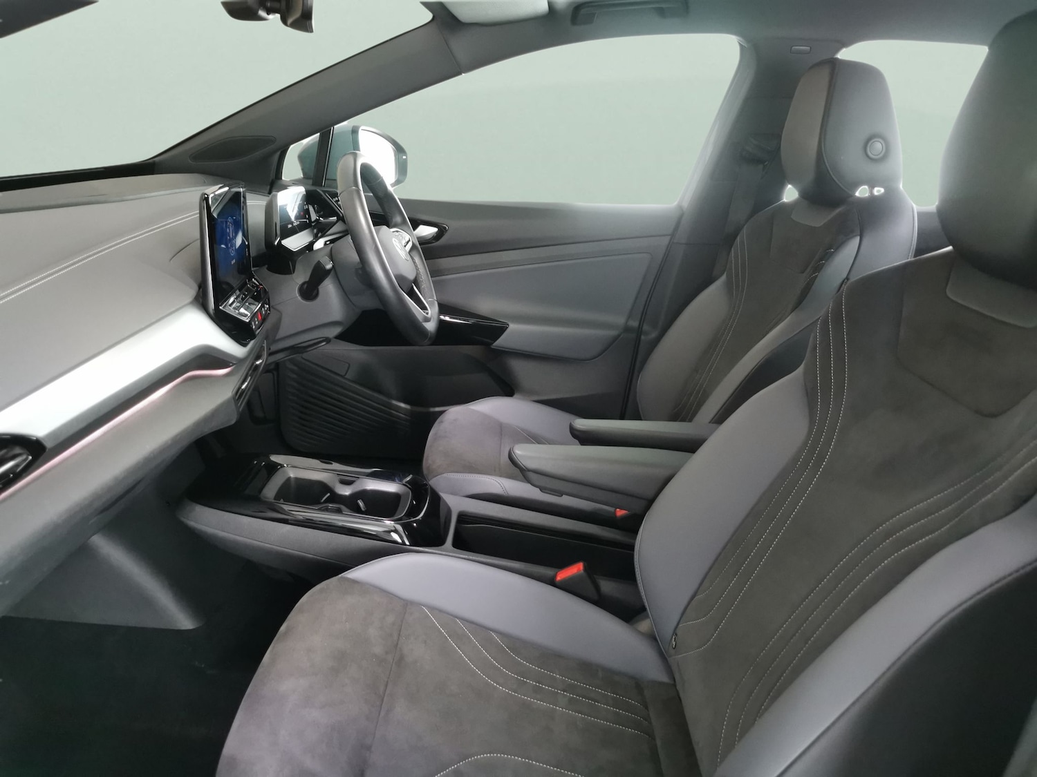 Used Volkswagen ID.4 2022 for sale - 77127916: Photo 4