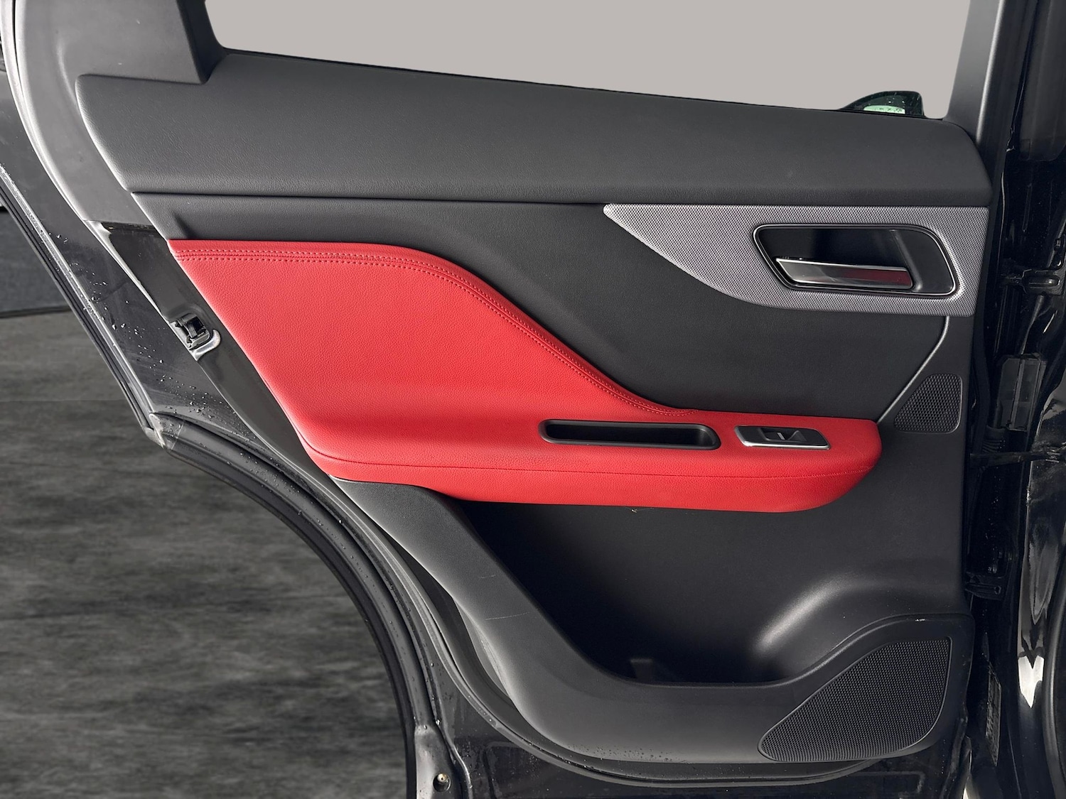 Used Jaguar F-Pace 2020 for sale - 77634884: Photo 38