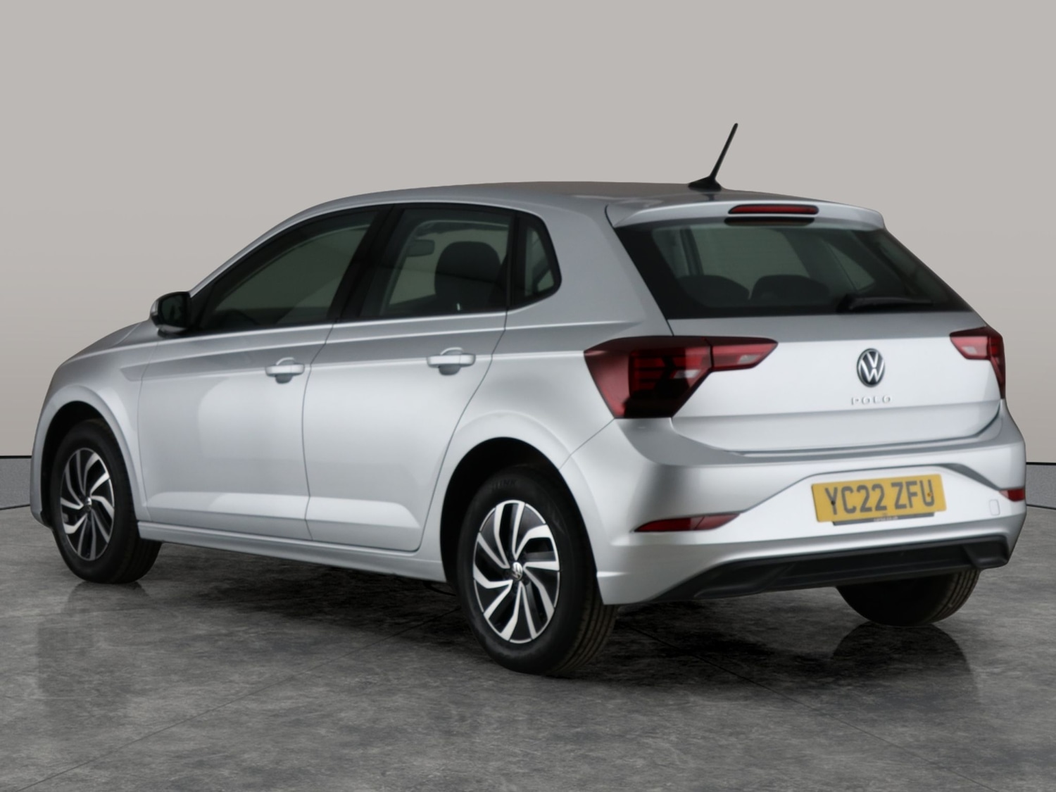 Used Volkswagen Polo 2022 for sale - 76141143: Photo 14