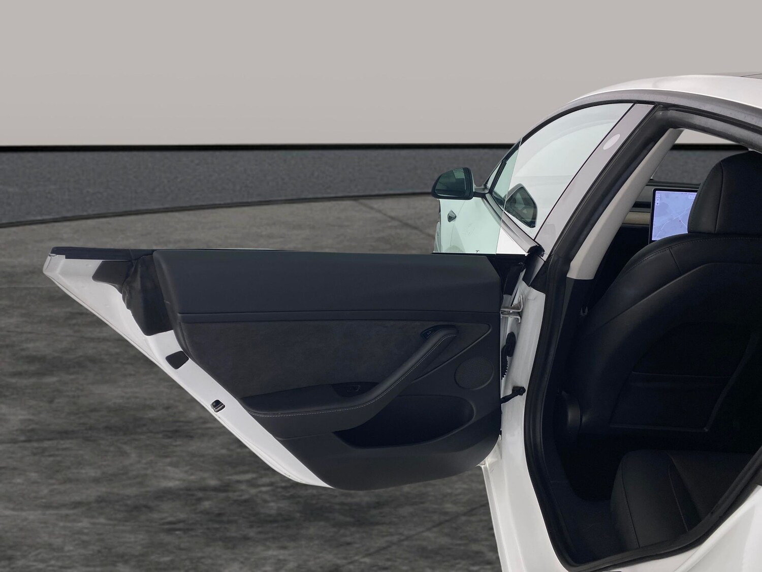 Used Tesla Model 3 2021 for sale - 77493112: Photo 24