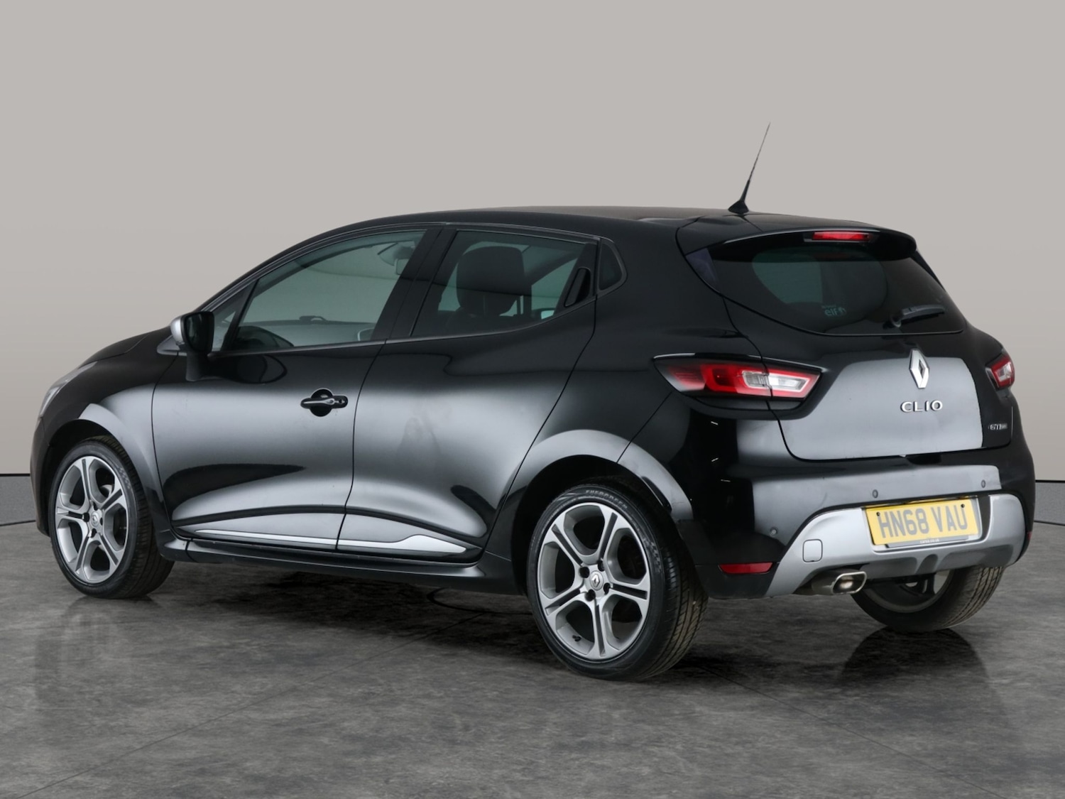 Used Renault Clio 2018 for sale - 76664701: Photo 11
