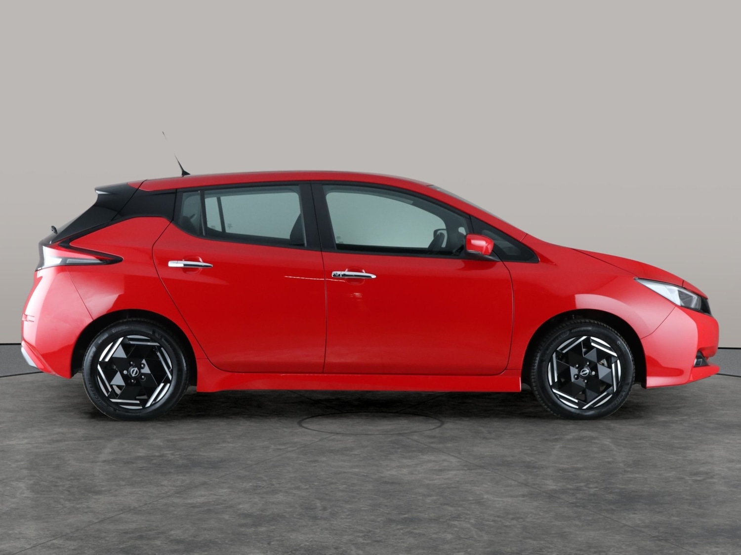 Used Nissan Leaf 2022 for sale - 76405066: Photo 12