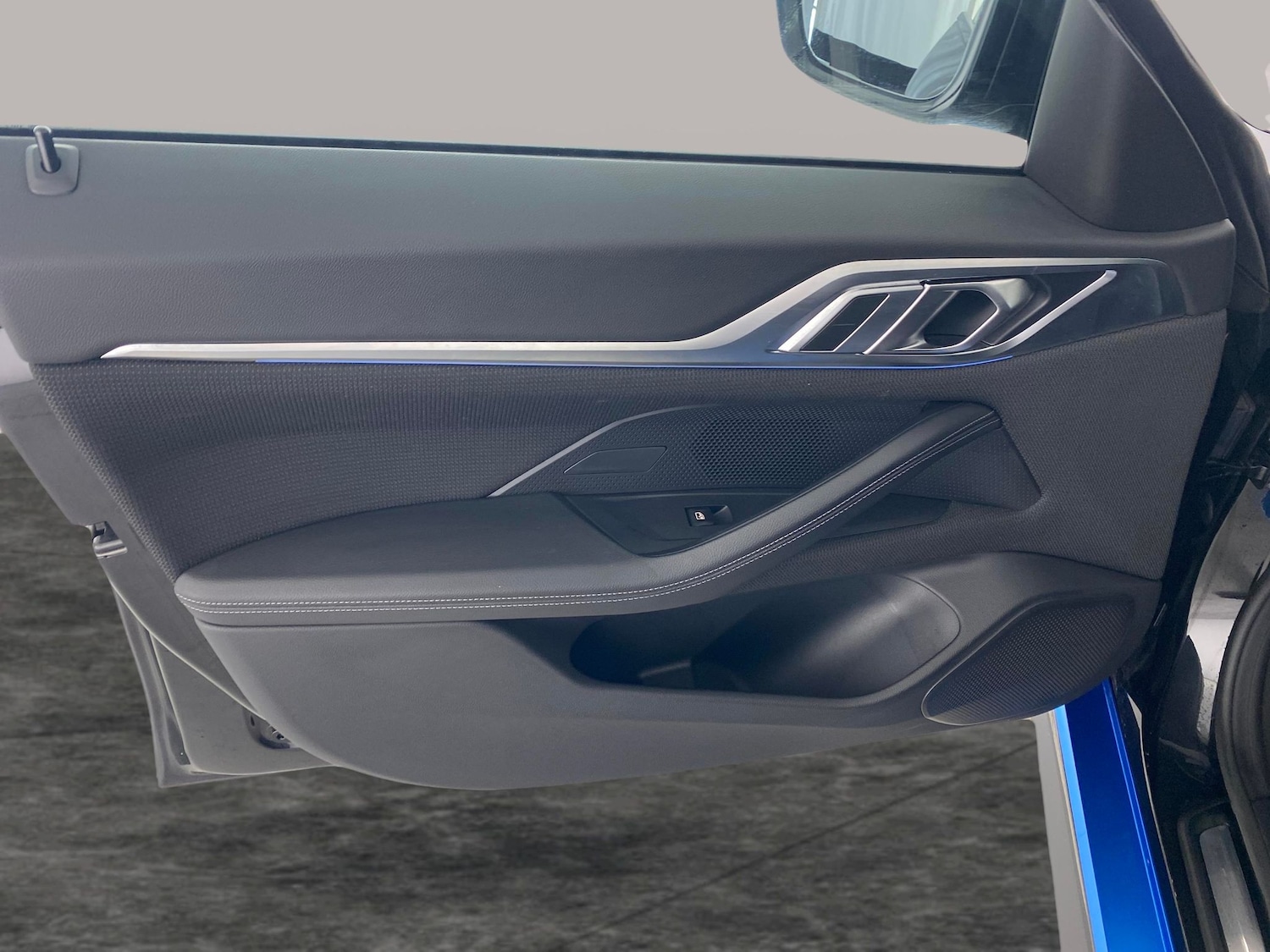 Used BMW i4 2022 for sale - 76669952: Photo 23