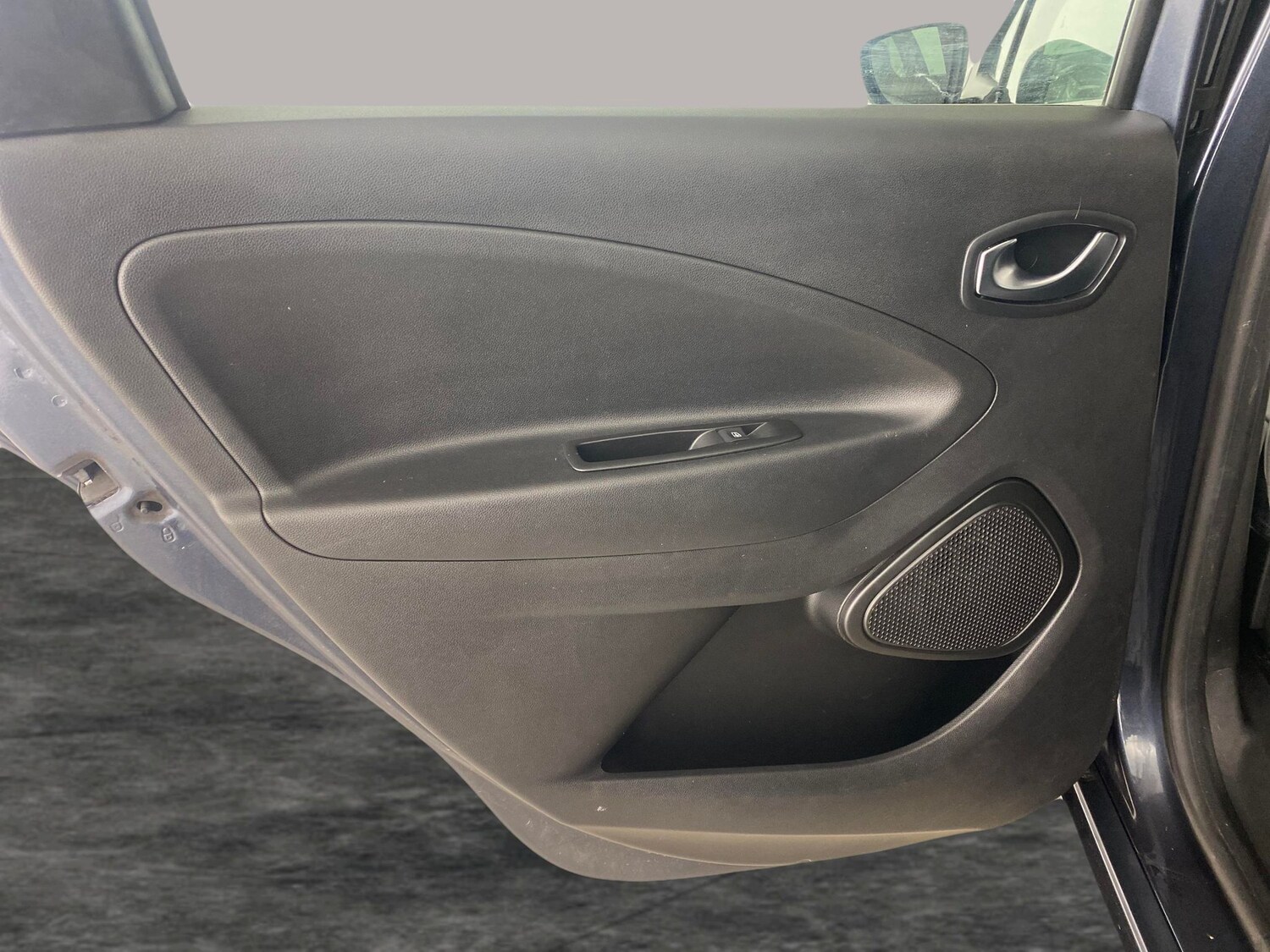 Used Renault Zoe 2021 for sale - 77760308: Photo 24