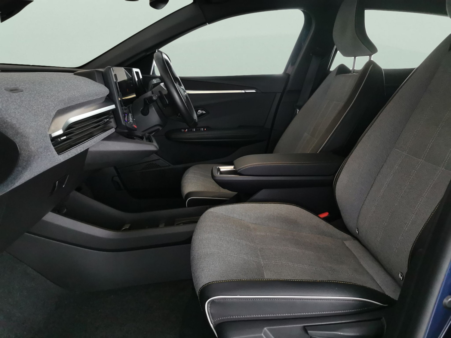 Used Renault Megane E Tech 2022 for sale - 77591786: Photo 4