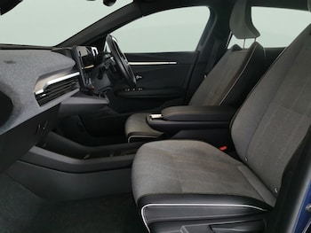 Used Renault Megane E Tech 2022 for sale - 77591786: Photo