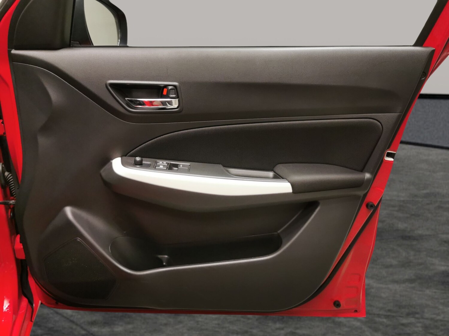 Used Suzuki Swift 2023 for sale - 77827201: Photo 31