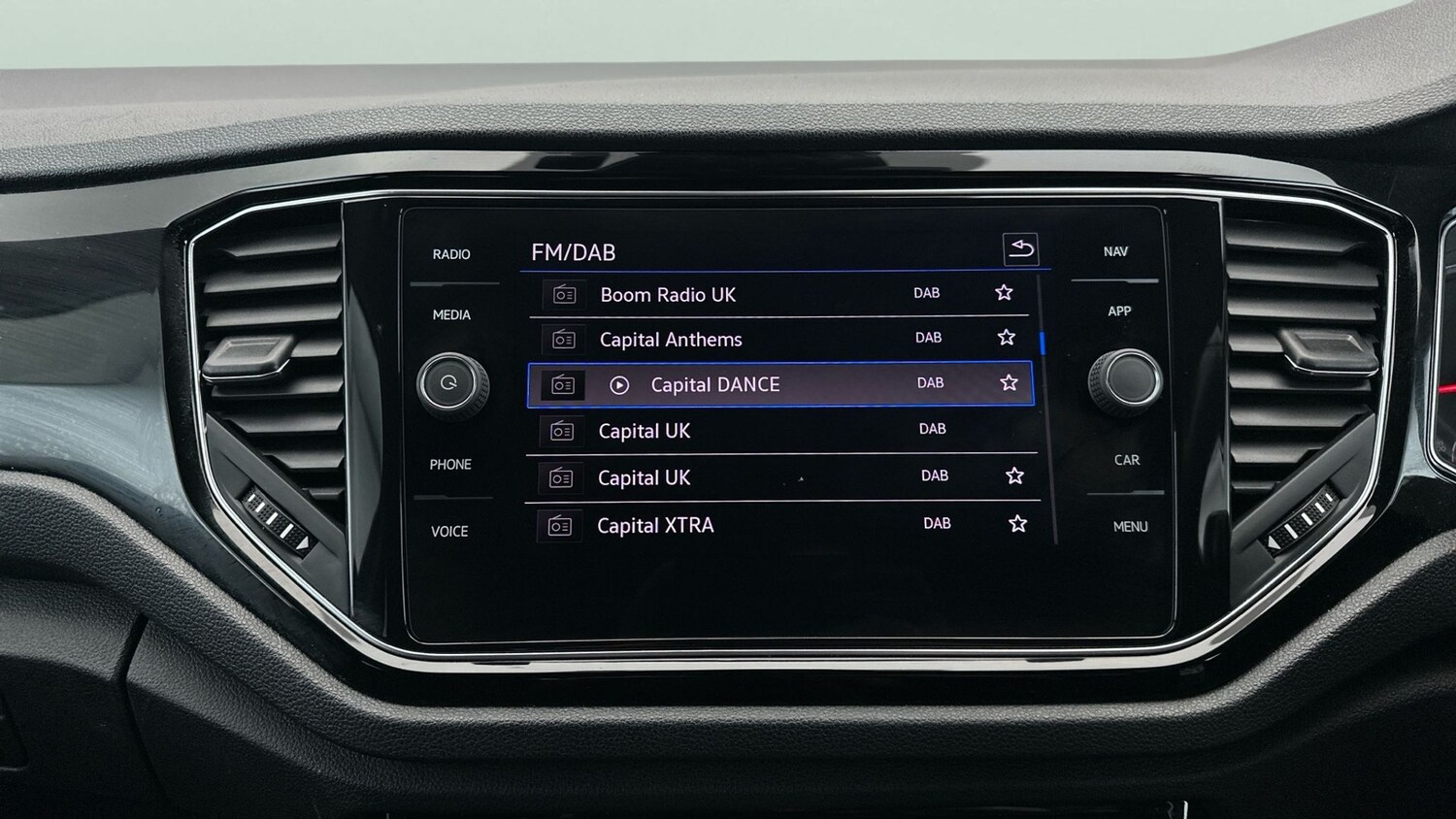 Used Volkswagen T-Roc 2021 for sale - 76402981: Photo 19