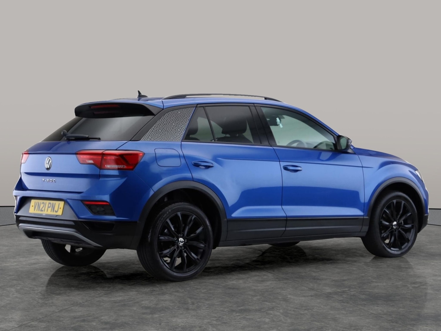 Used Volkswagen T-Roc 2021 for sale - 76402981: Photo 7