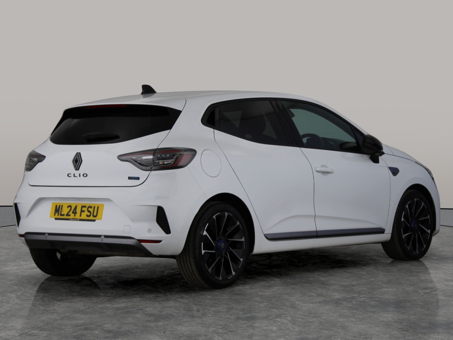 Used Renault Clio 2024 for sale - 77946761: Photo 10