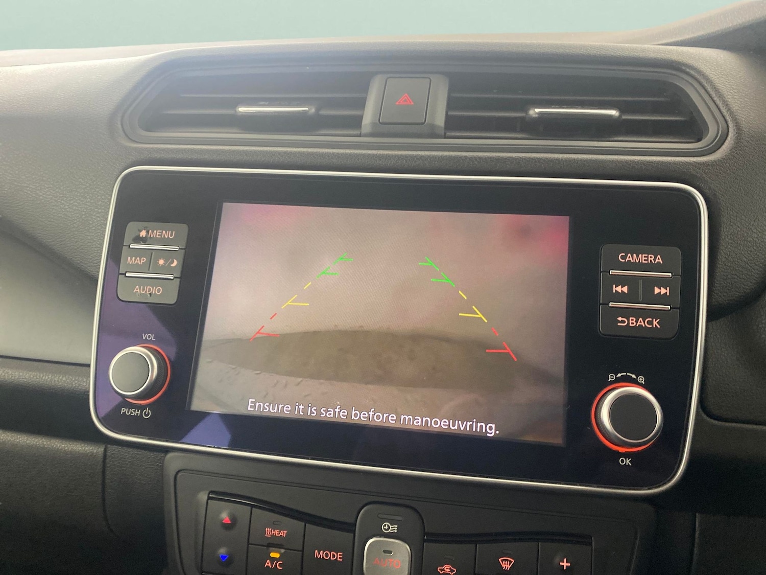 Used Nissan Leaf 2021 for sale - 77542981: Photo 5