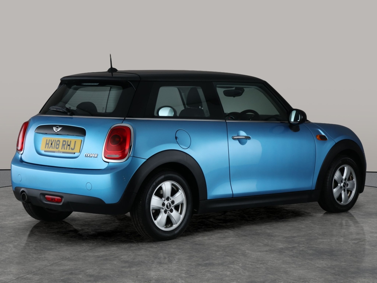 Used MINI Hatch 2018 for sale - 76931924: Photo 9