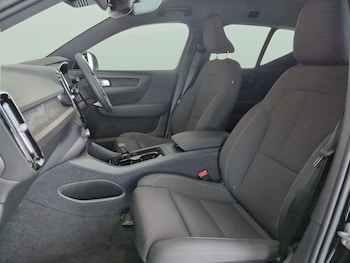 Used Volvo XC40 2023 for sale - 78593813: Photo