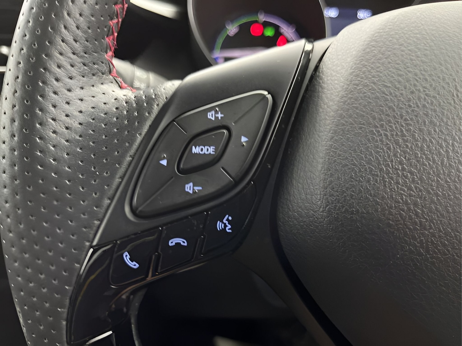 Used Toyota C-HR 2022 for sale - 76392162: Photo 16