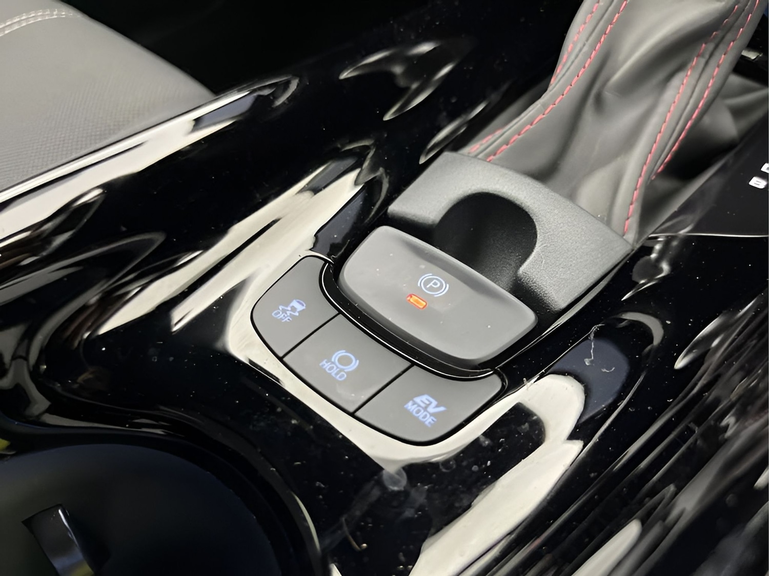 Used Toyota C-HR 2022 for sale - 76392162: Photo 18