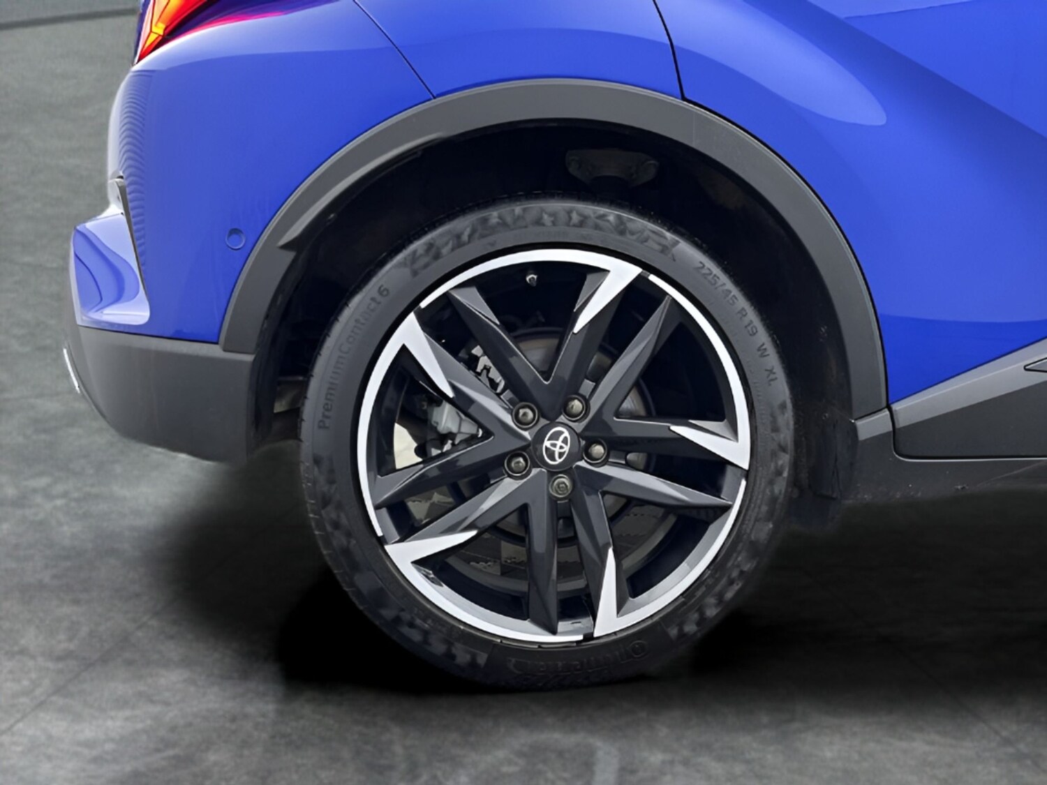 Used Toyota C-HR 2022 for sale - 76392162: Photo 34