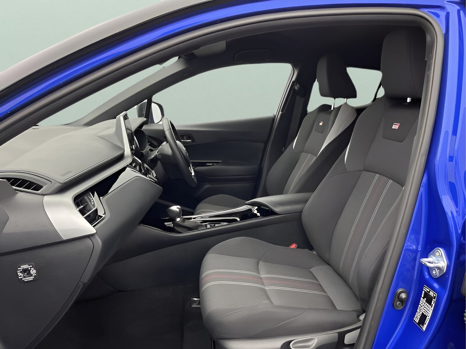 Used Toyota C-HR 2022 for sale - 76392162: Photo 38