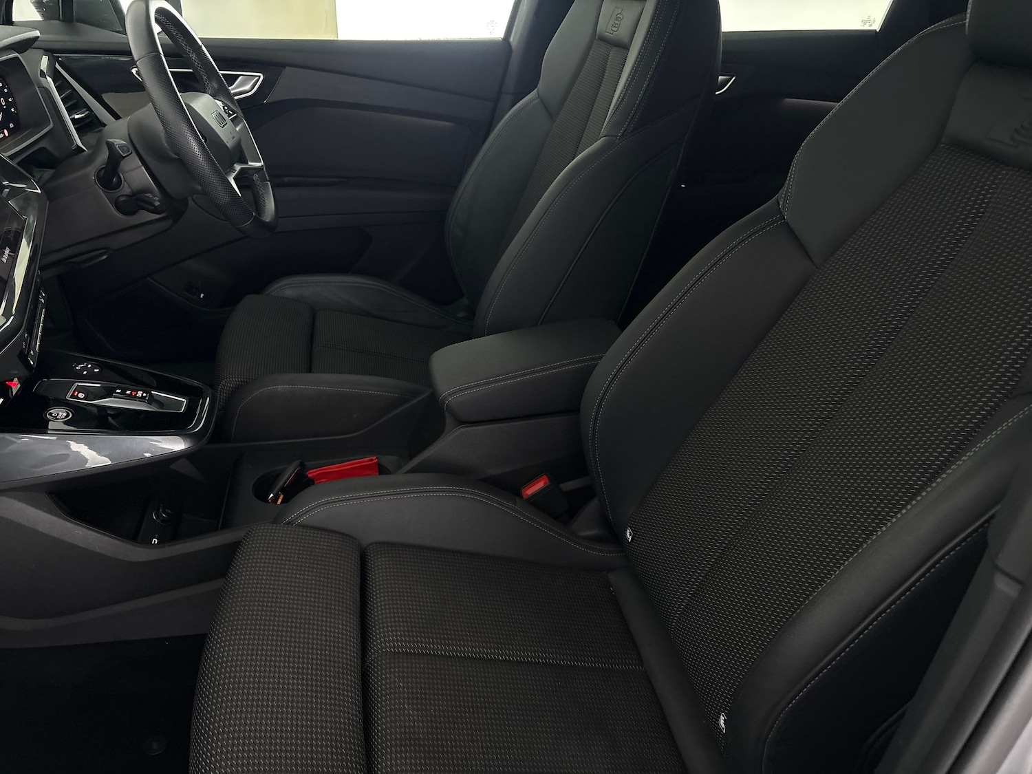 Used Audi Q4 e-tron 2023 for sale - 78000958: Photo 27