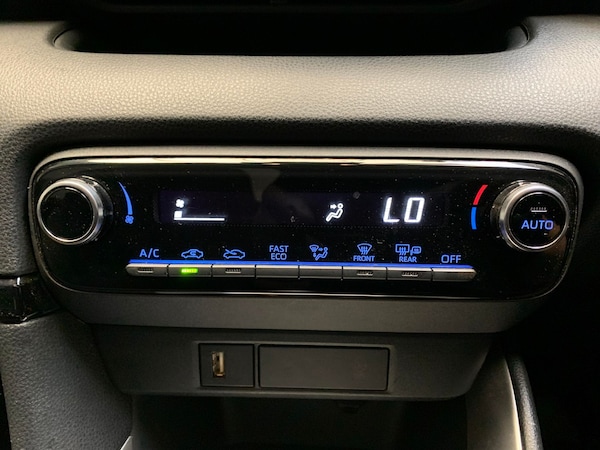 Used Toyota Yaris 2021 for sale - 76264263: Photo 23