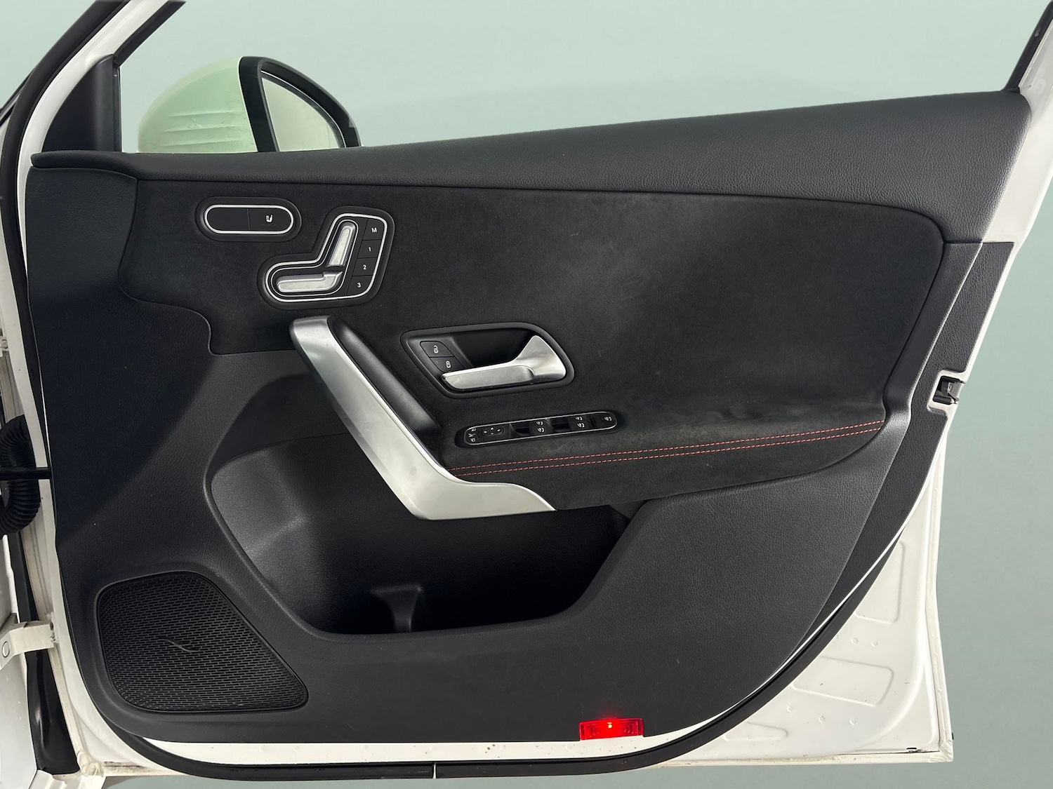 Used Mercedes-Benz A-Class 2019 for sale - 77665464: Photo 33