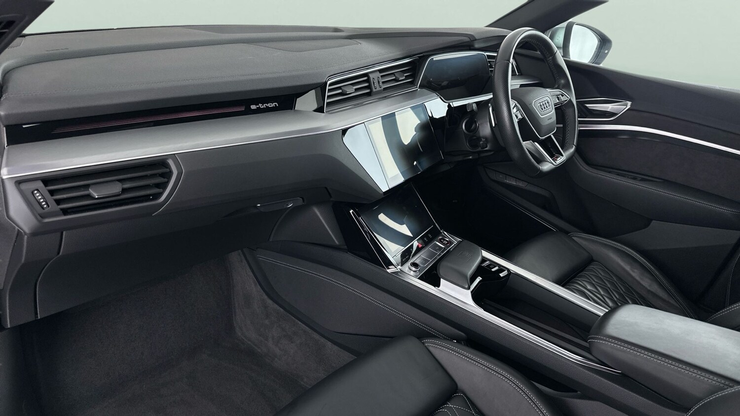 Used Audi e-tron 2021 for sale - 77804235: Photo 13