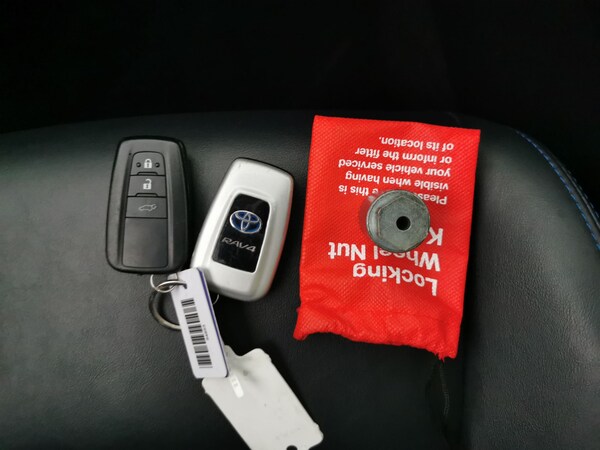 Used Toyota RAV4 2021 for sale - 76046269: Photo 38