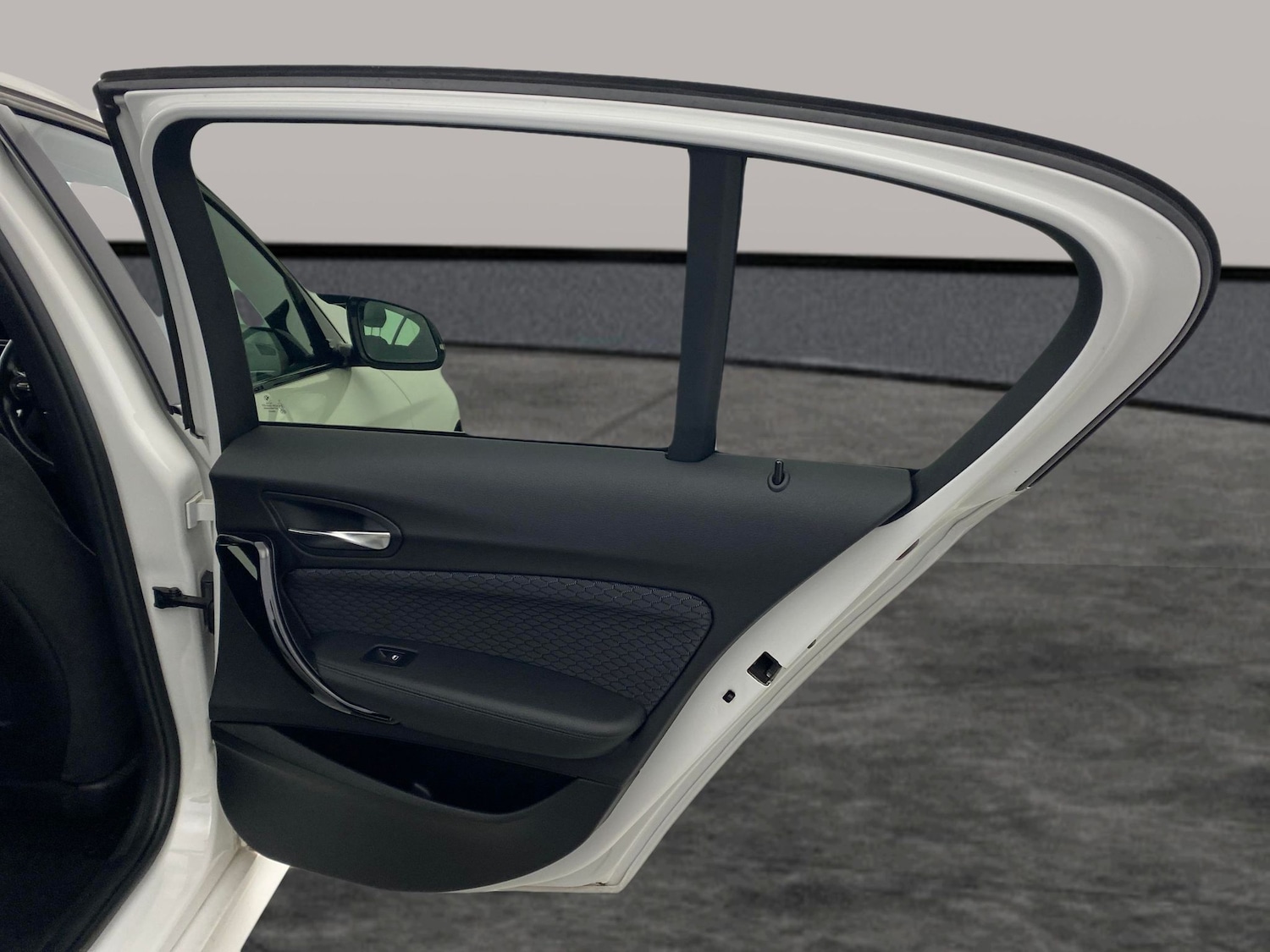 Used BMW 1 Series 2018 for sale - 76650859: Photo 24