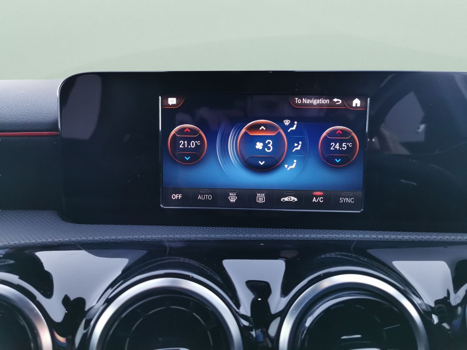 Used Mercedes-Benz A-Class 2019 for sale - 77543106: Photo 17