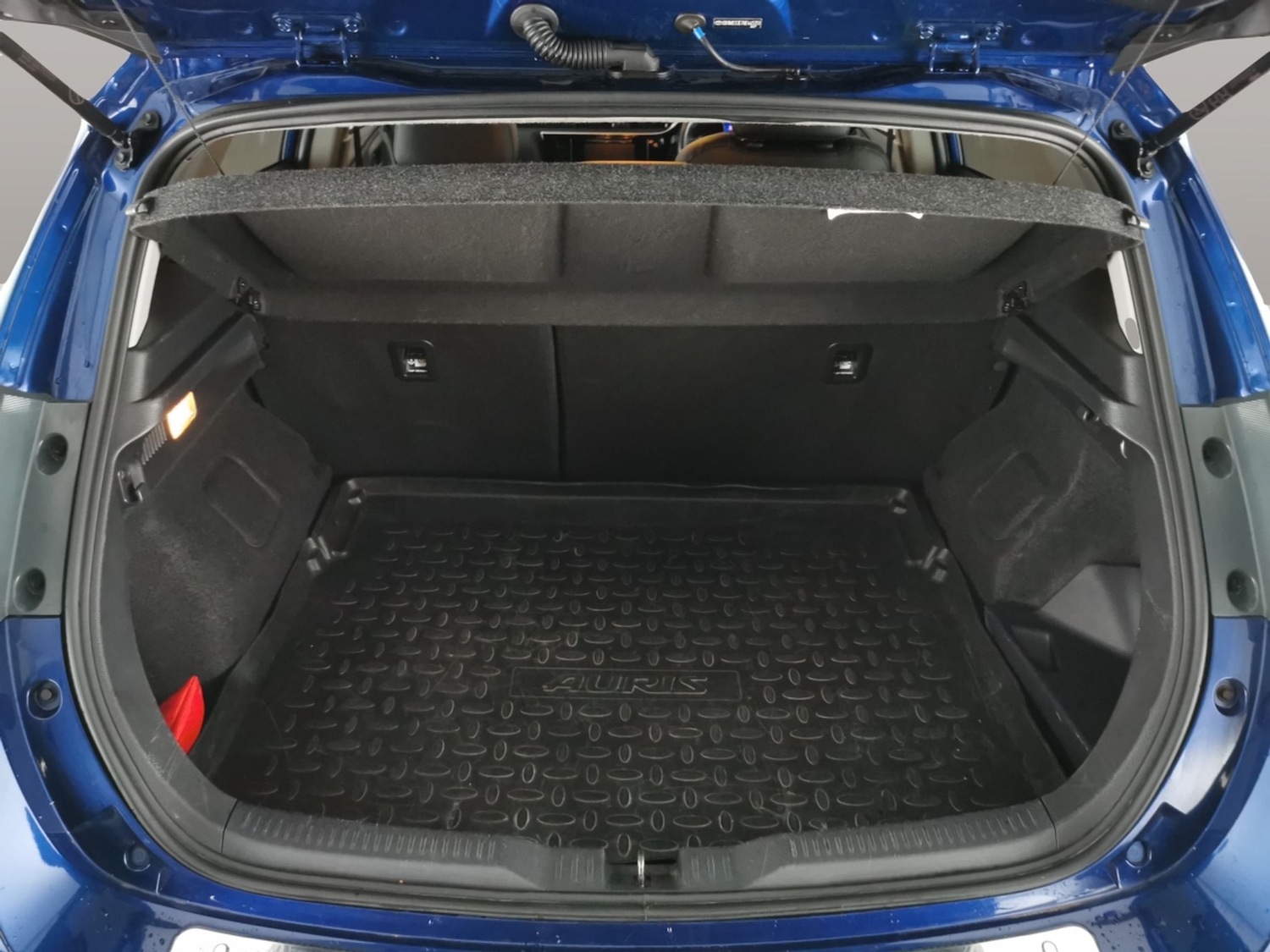 Used Toyota Auris 2018 for sale - 77476762: Photo 31