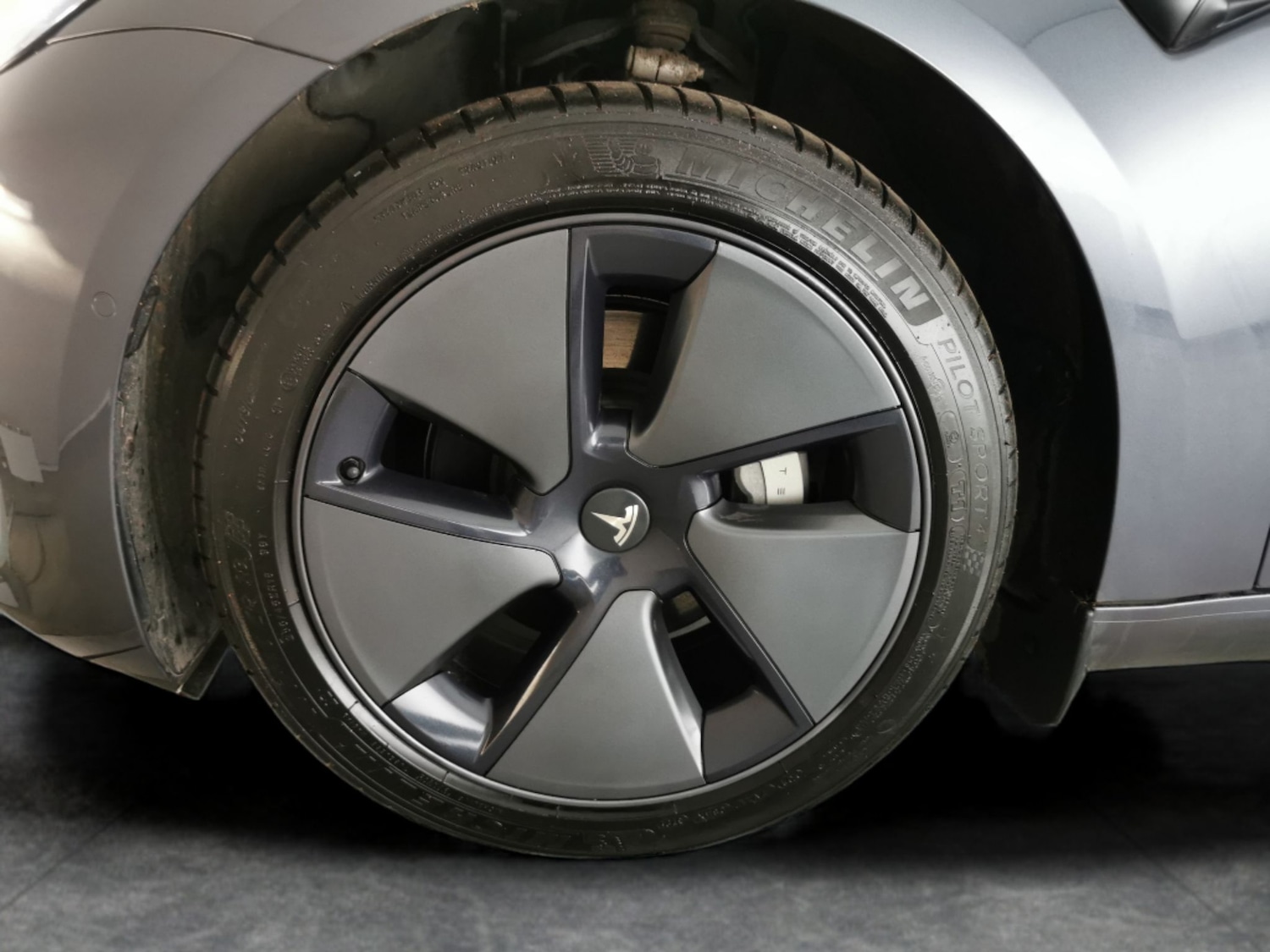 Used Tesla Model 3 2021 for sale - 76854808: Photo 28