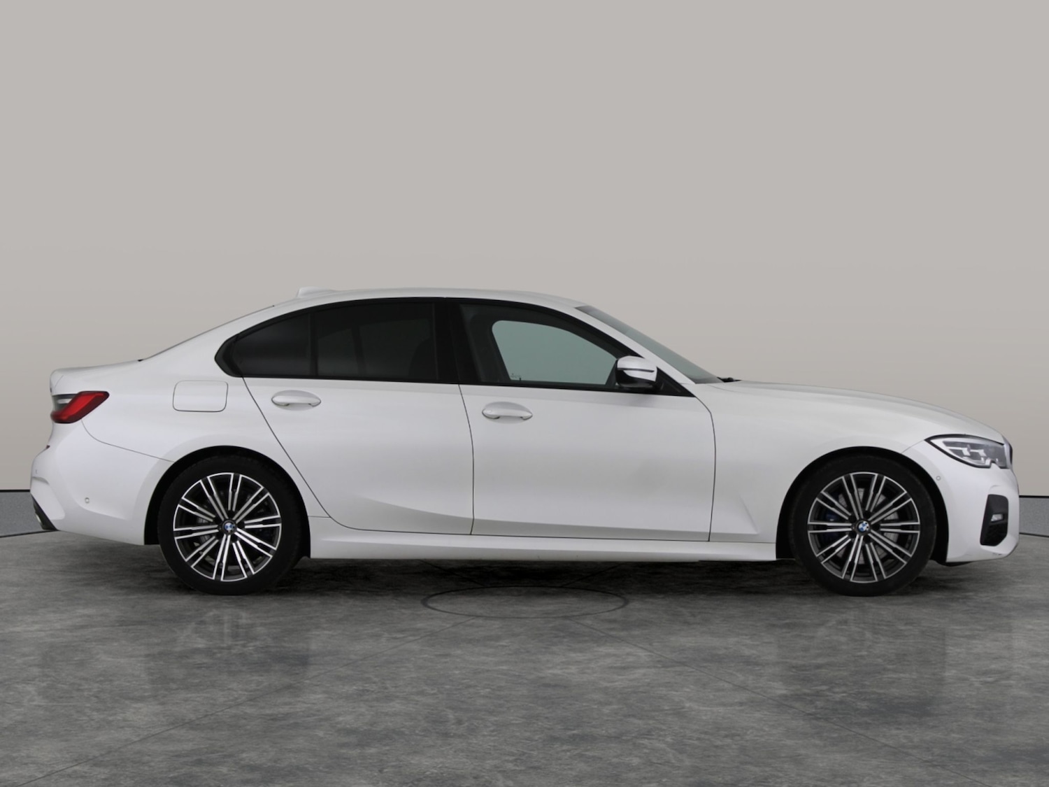 Used BMW 3 Series 2019 for sale - 77100607: Photo 9