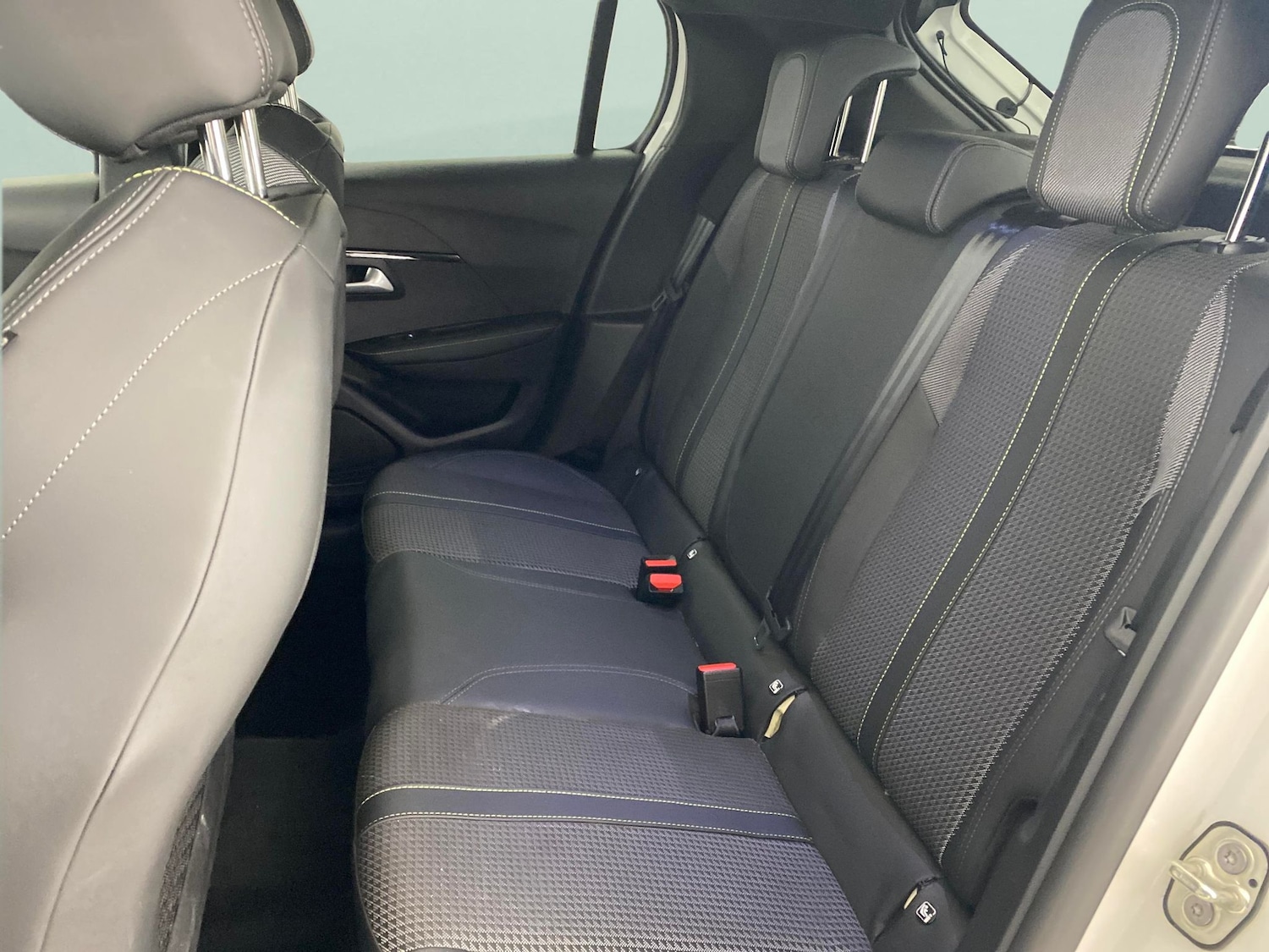 Used Peugeot 208 2021 for sale - 77650908: Photo 24