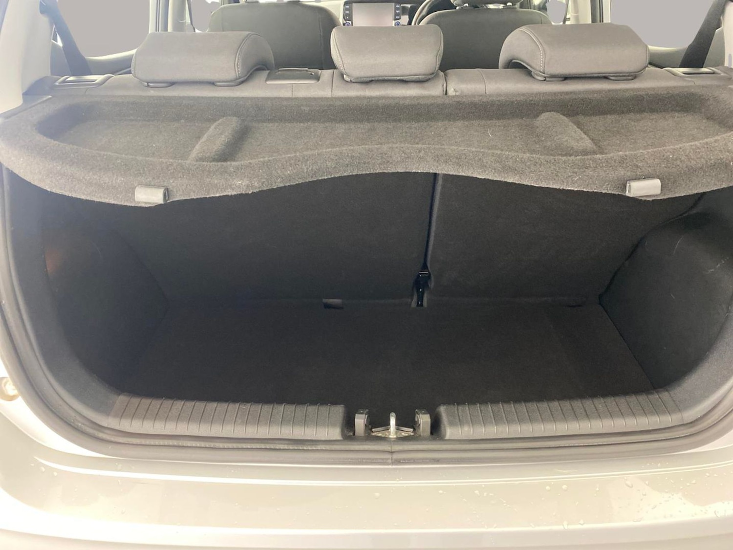 Used Hyundai i10 for sale - 76413120: Photo 9