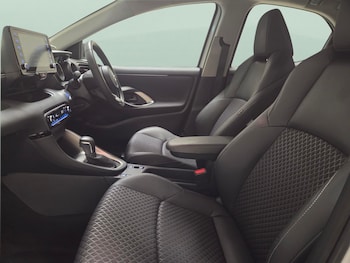 Used Mazda Mazda2 HYBRID 2023 for sale - 77756103: Photo