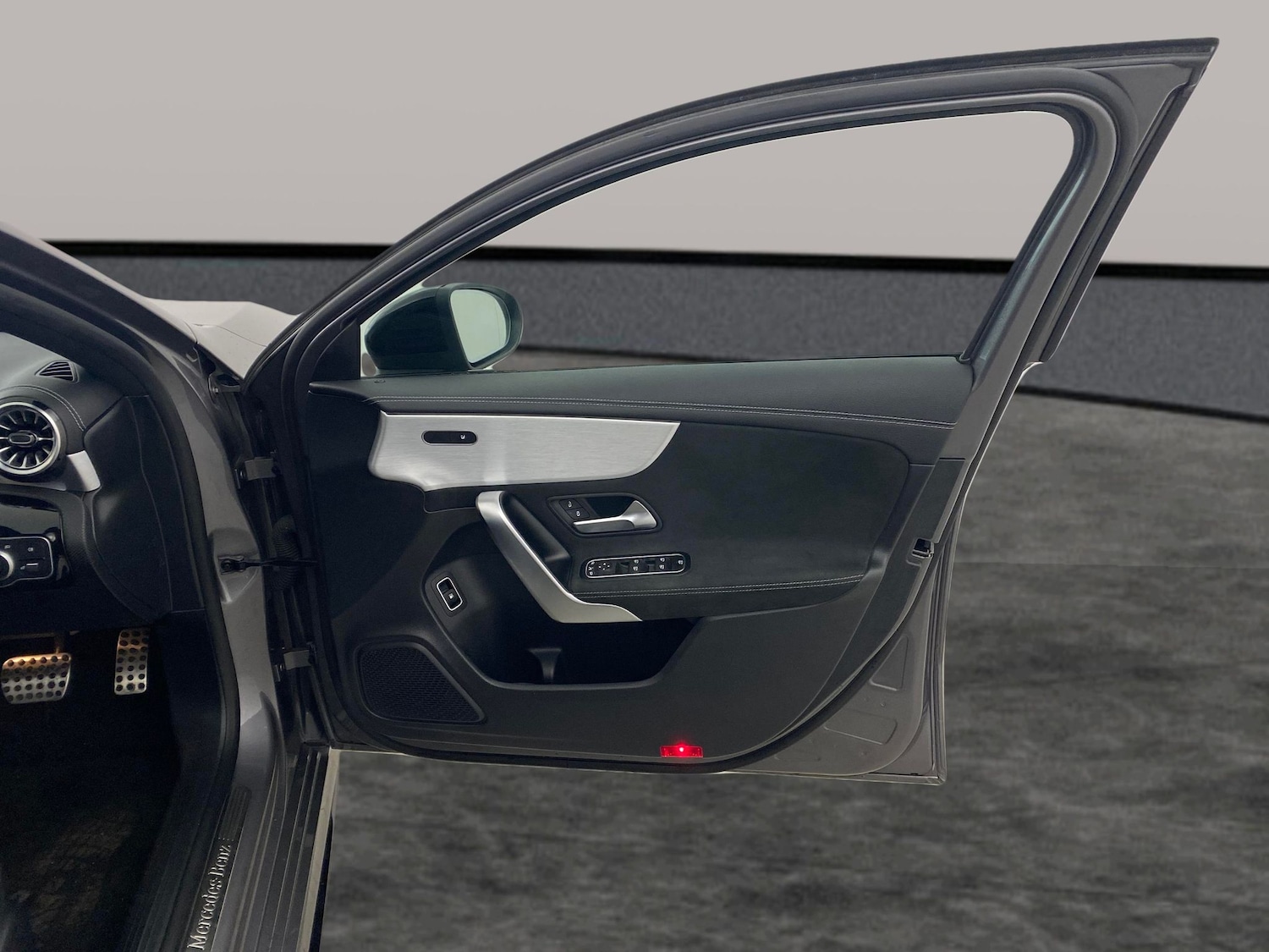 Used Mercedes-Benz A-Class 2021 for sale - 76901891: Photo 29