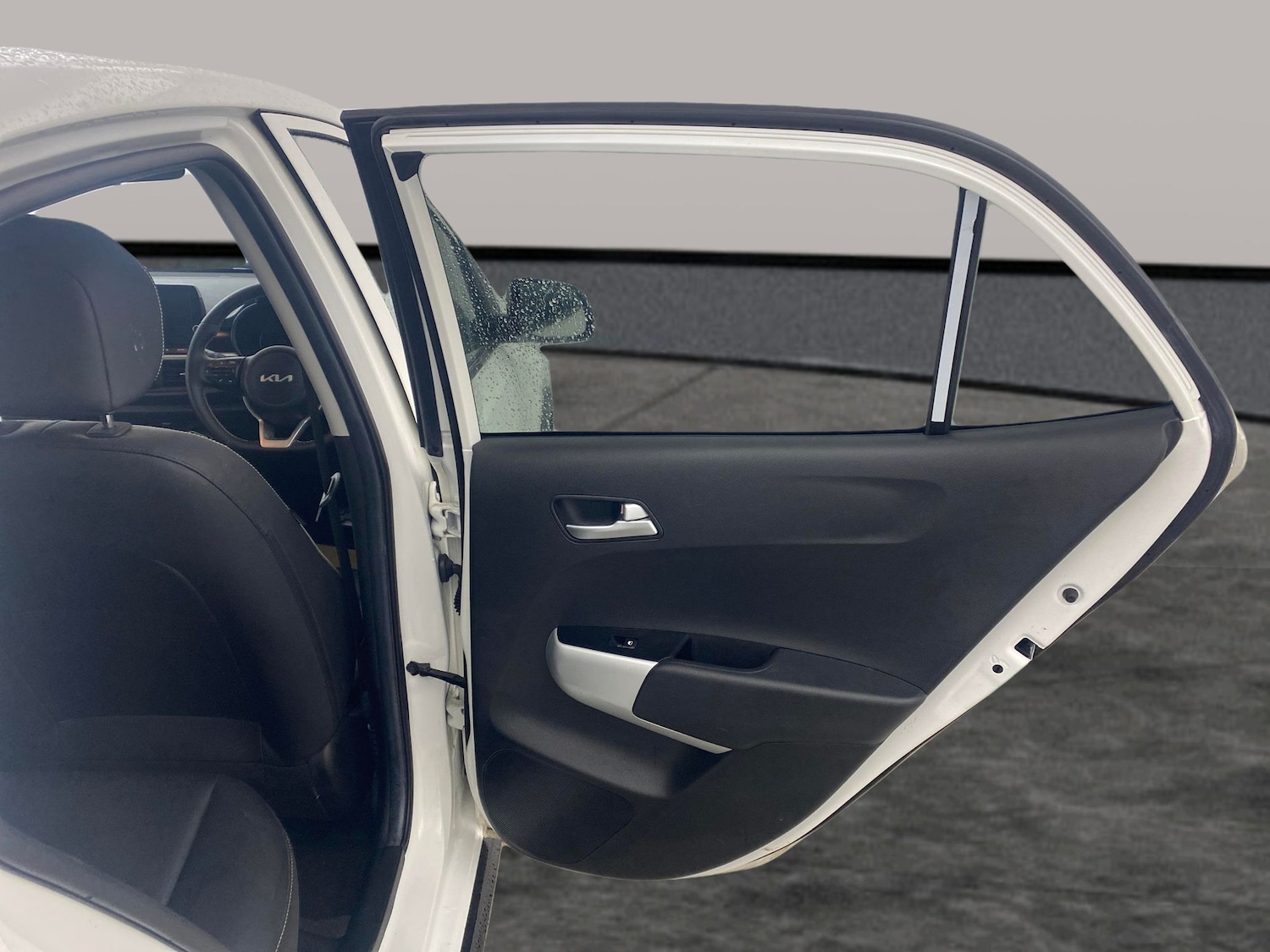 Used Kia Picanto 2022 for sale - 77398811: Photo 24