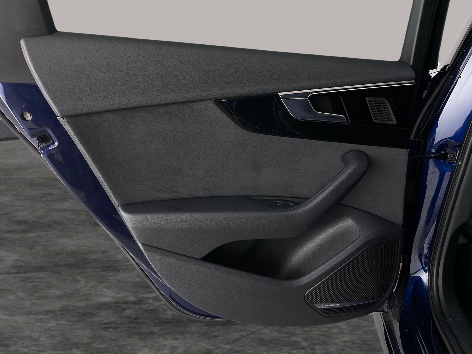 Used Audi A4 2022 for sale - 77679253: Photo 32