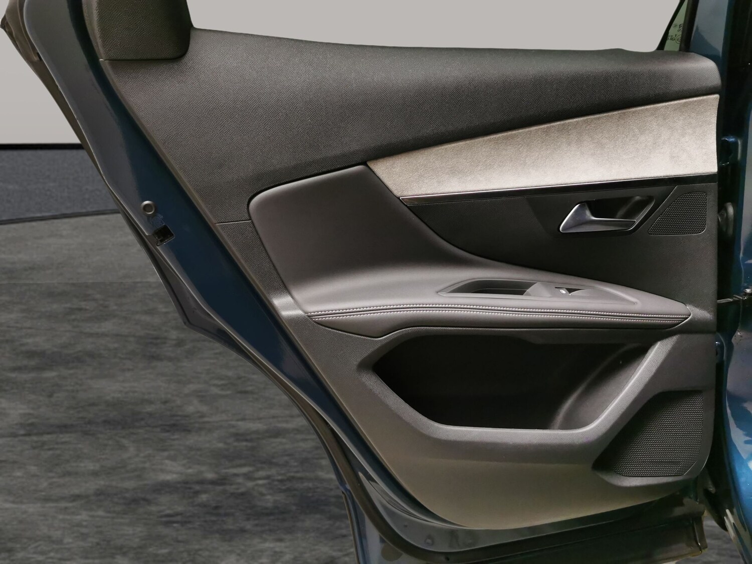 Used Peugeot 3008 for sale - 77365014: Photo 25