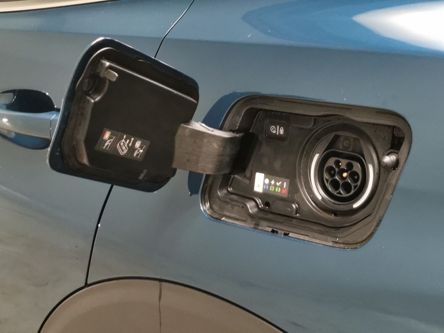 Used Peugeot 3008 for sale - 77365014: Photo 28