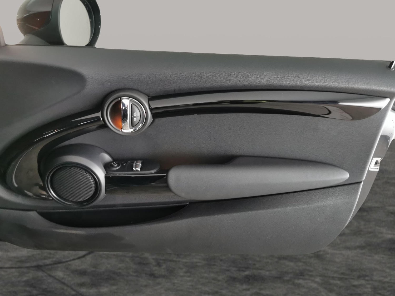 Used MINI Hatch 2018 for sale - 76762918: Photo 27