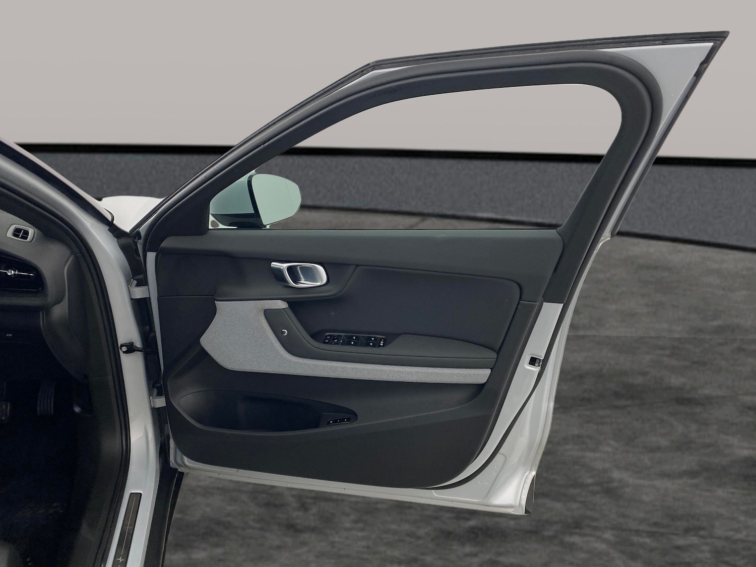 Used Polestar Polestar 2 2023 for sale - 77138065: Photo 26