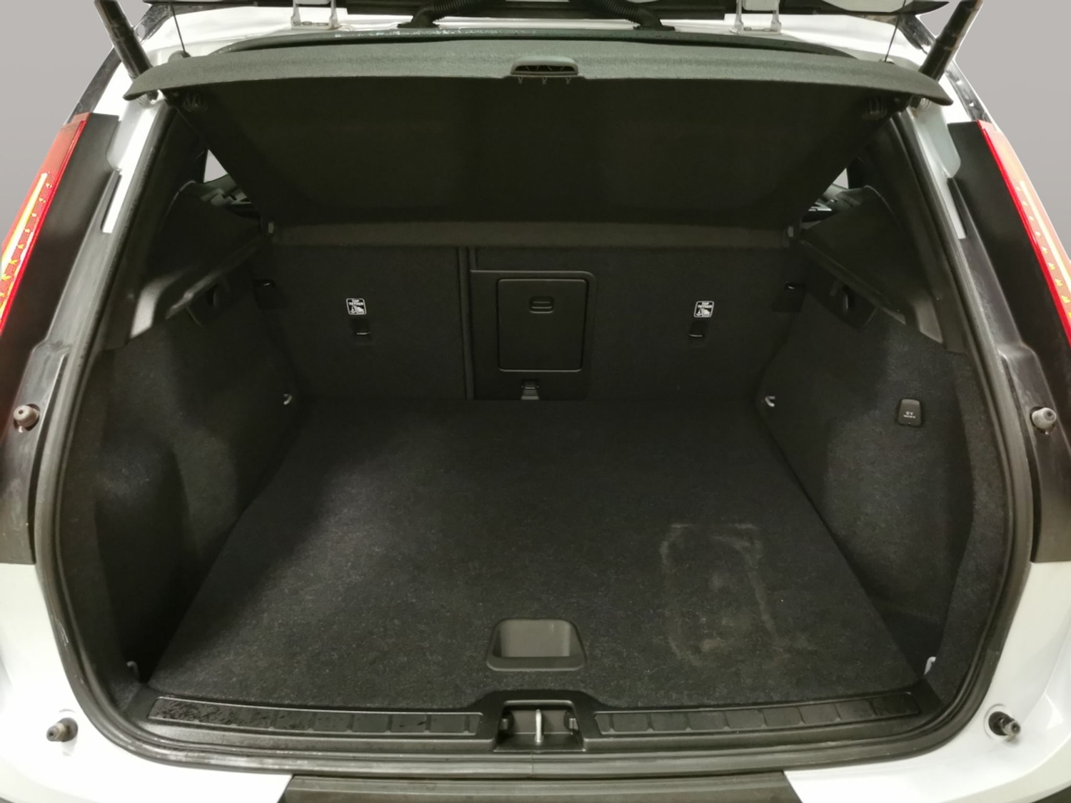 Vehicle 44