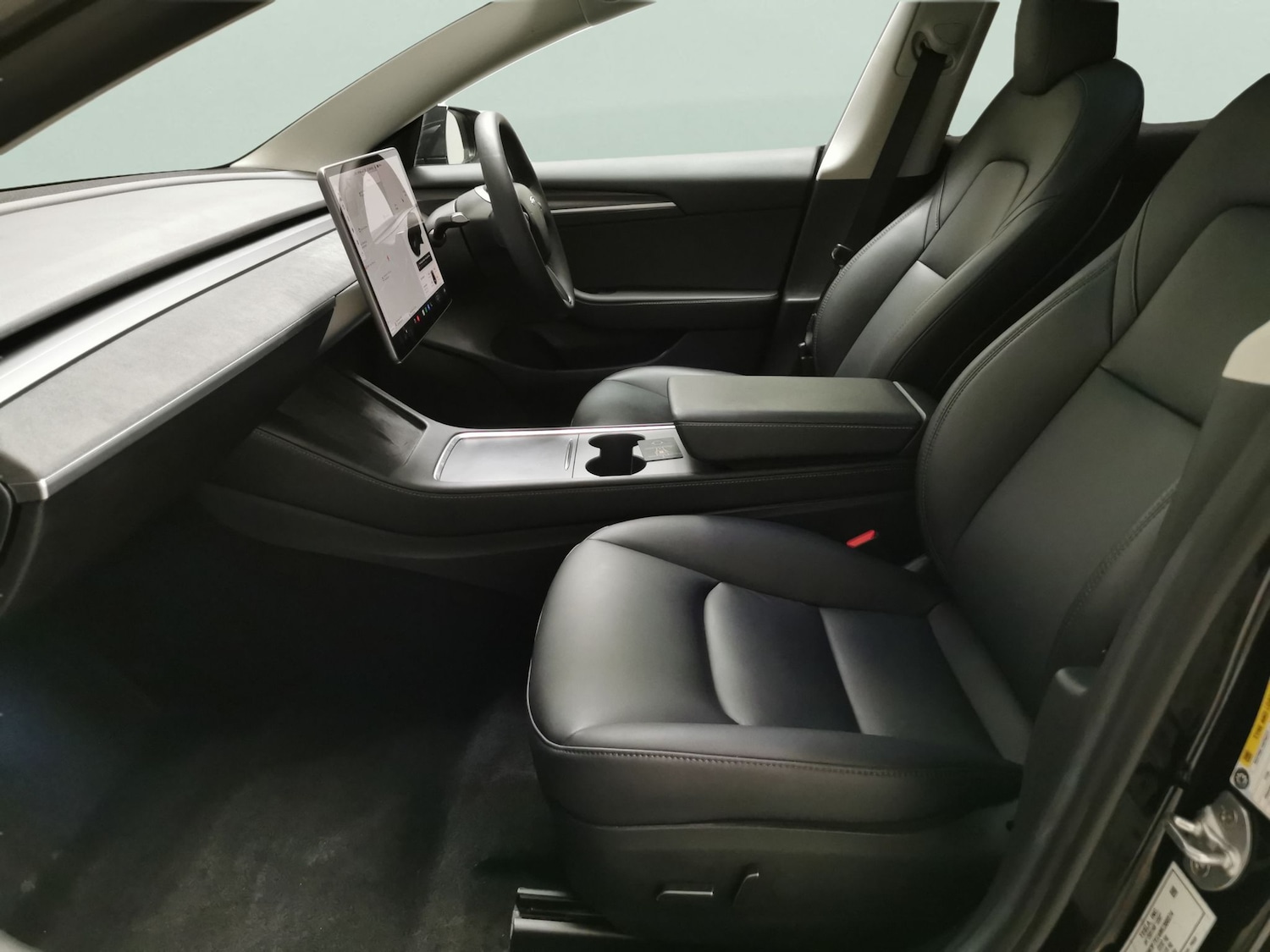 Used Tesla Model 3 2021 for sale - 77557057: Photo 4