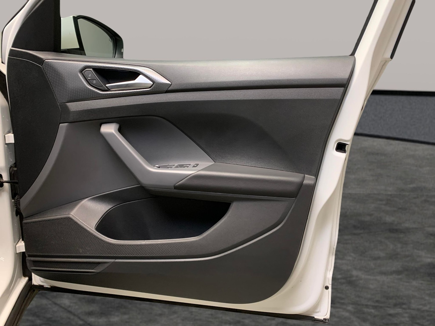 Used Volkswagen T-Cross 2021 for sale - 77083523: Photo 31