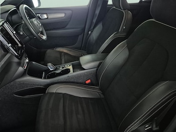 Used Volvo XC40 2021 for sale - 78610527: Photo