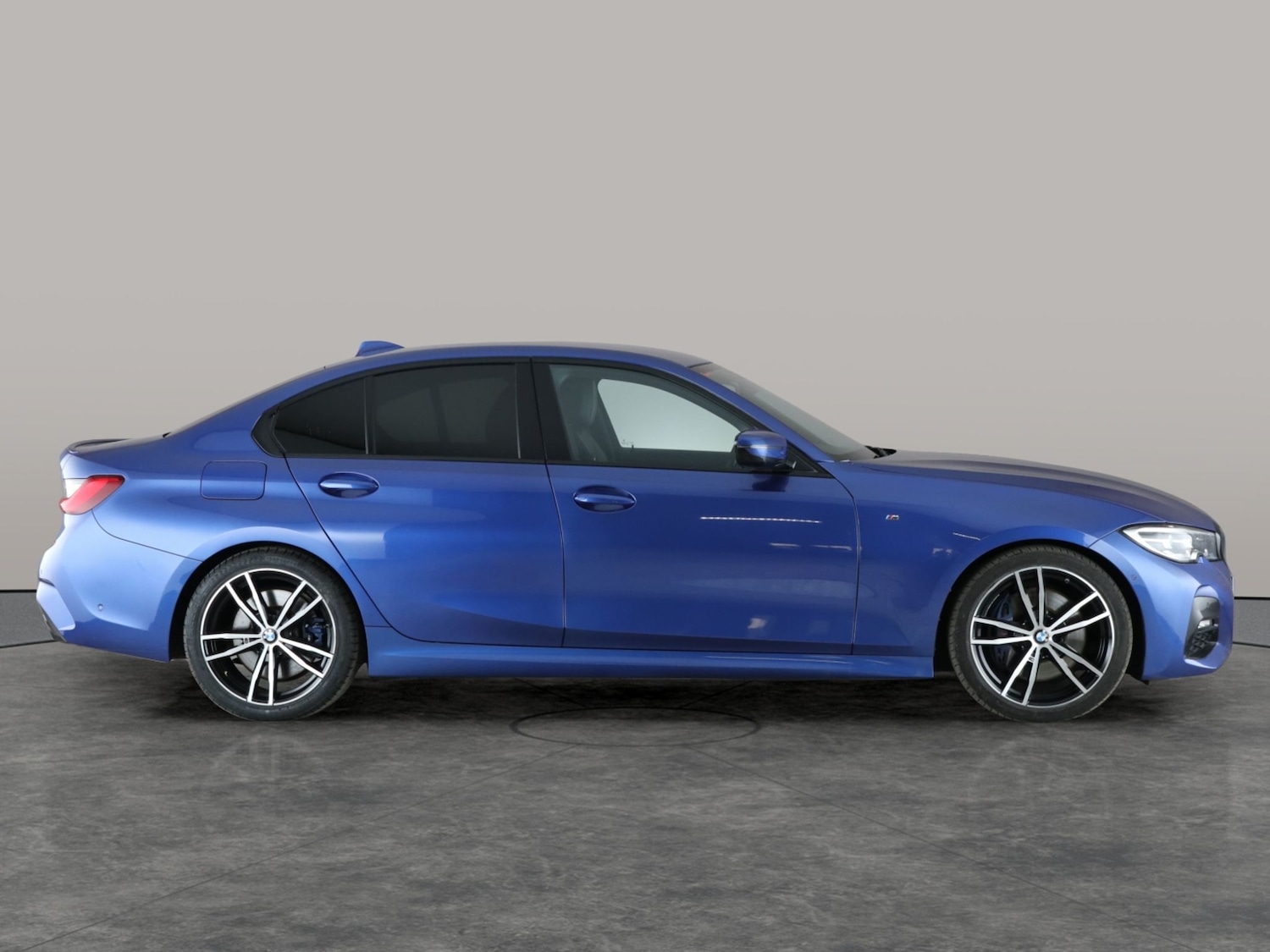 Used BMW 3 Series 2019 for sale - 76580512: Photo 9