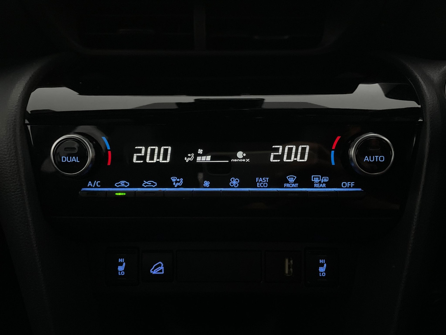 Used Toyota Yaris Cross 2022 for sale - 76980630: Photo 18