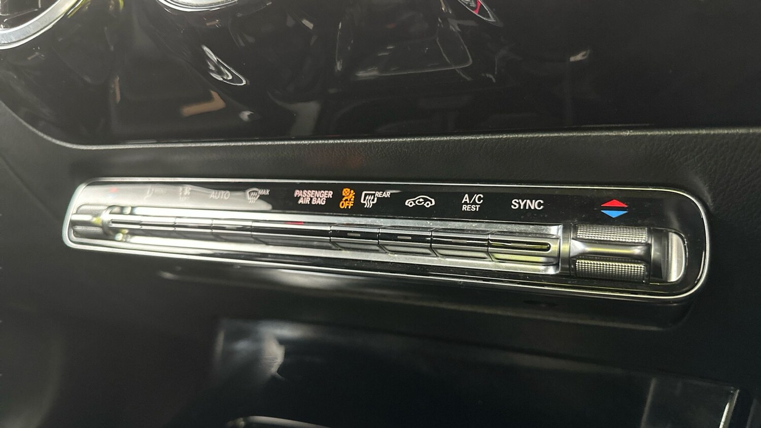 Used Mercedes-Benz A-Class 2020 for sale - 77934709: Photo 27